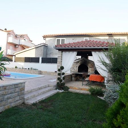 Villa Tago With Heated New Pool Kastela Luaran gambar