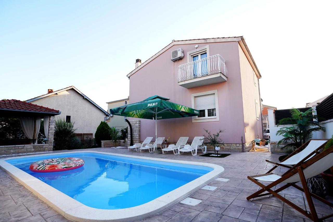 Villa Tago With Heated New Pool Kastela Luaran gambar