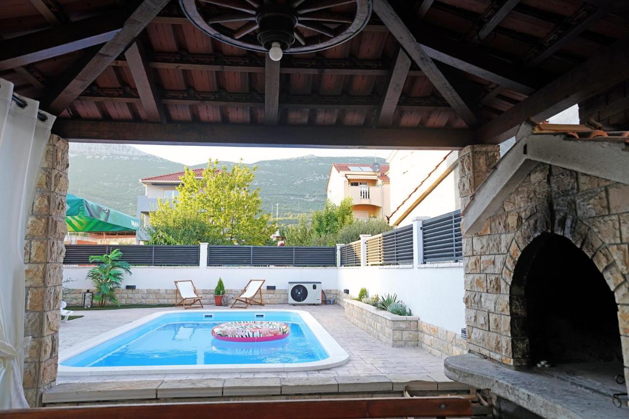 Villa Tago With Heated New Pool Kastela Luaran gambar